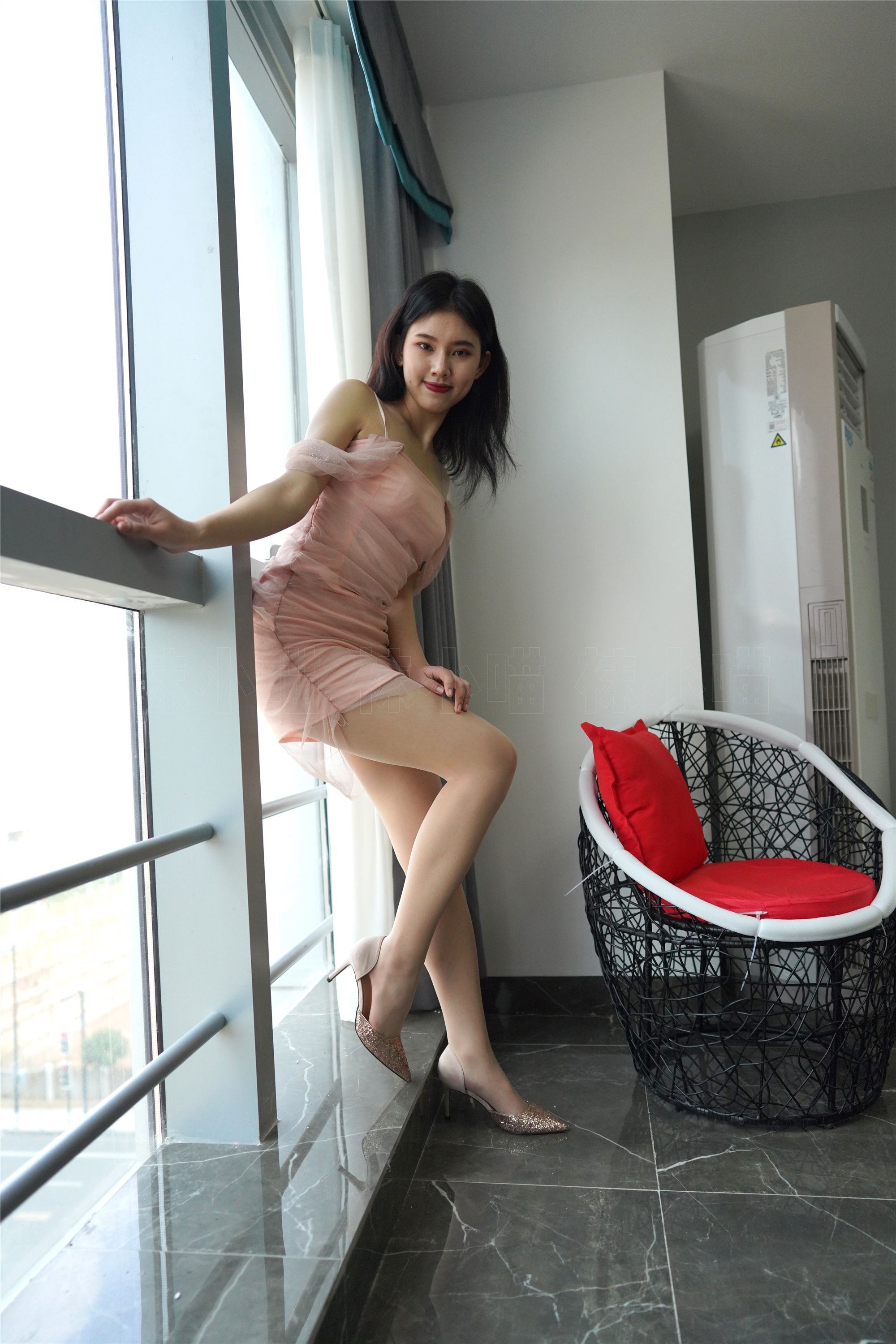 壹吻映画  2021.02.05 YW010《小雪-仙女裙》